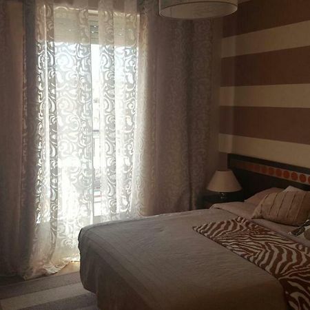 Family-Appartment ซานตาโปลา ภายนอก รูปภาพ